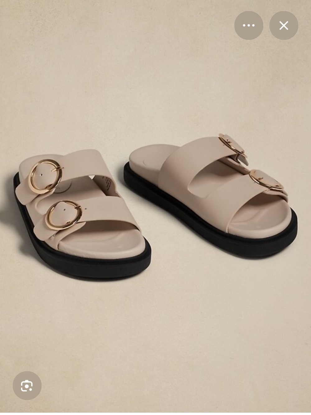 Banana Republic molded double buckle sandal size 8.5 - great condition
